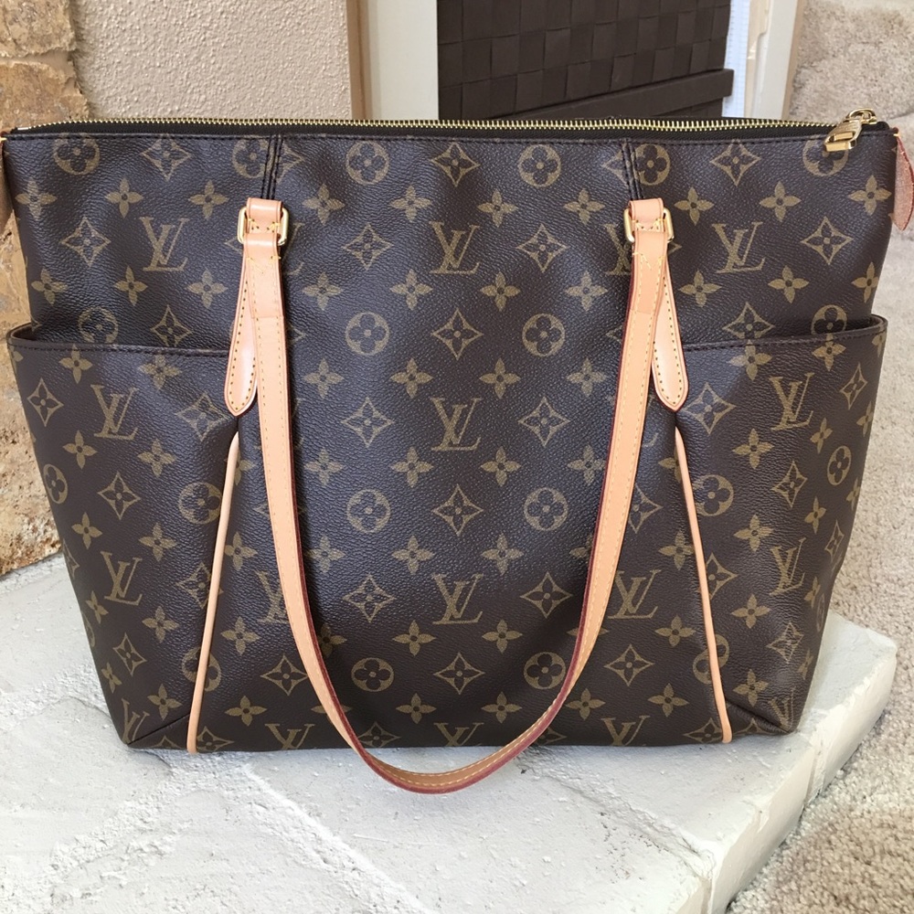 Louis Vuitton Totally MM